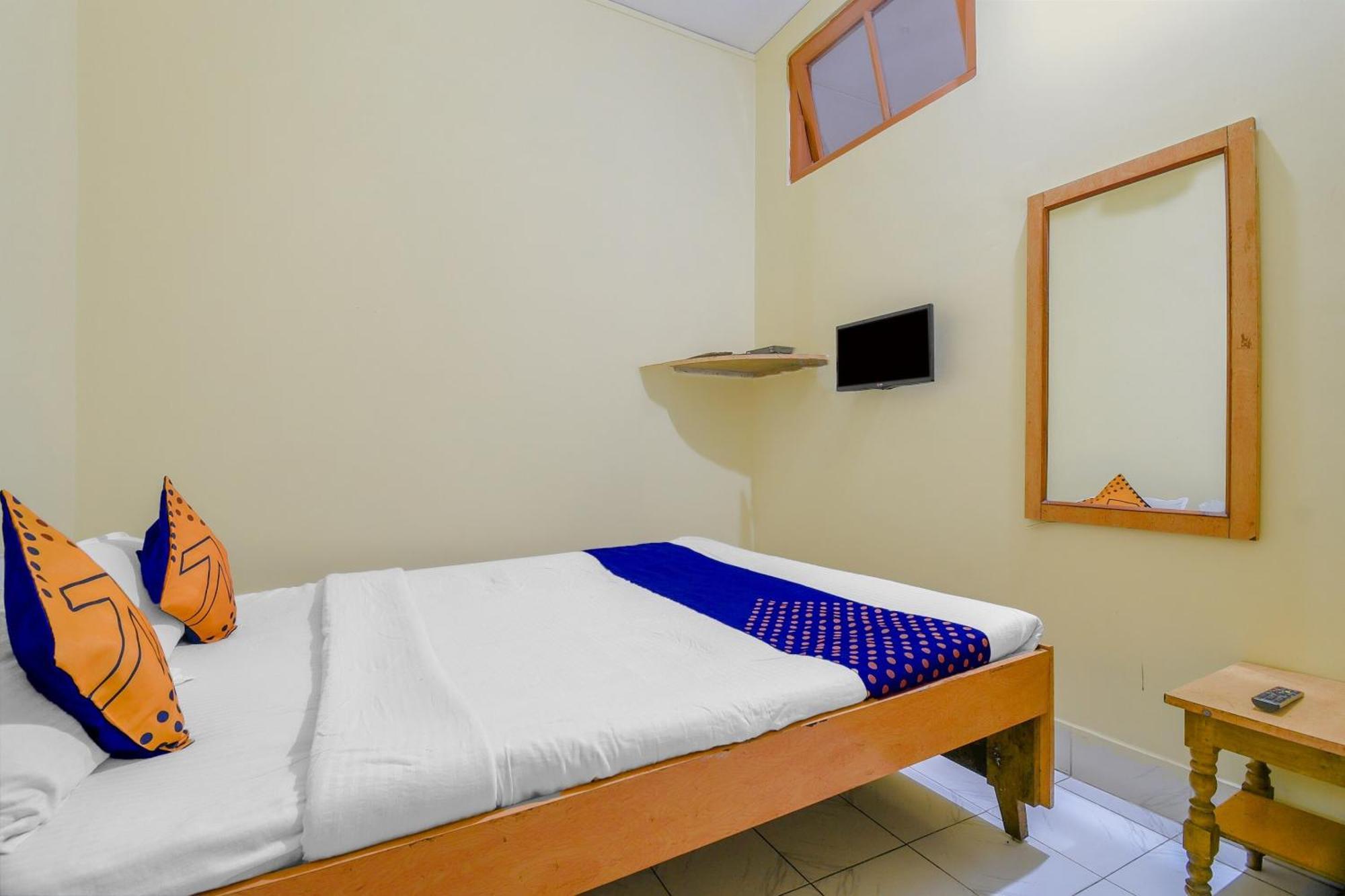 Oyo Flagship 71156 Hotel Jaybee'S Dibrugarh Kültér fotó